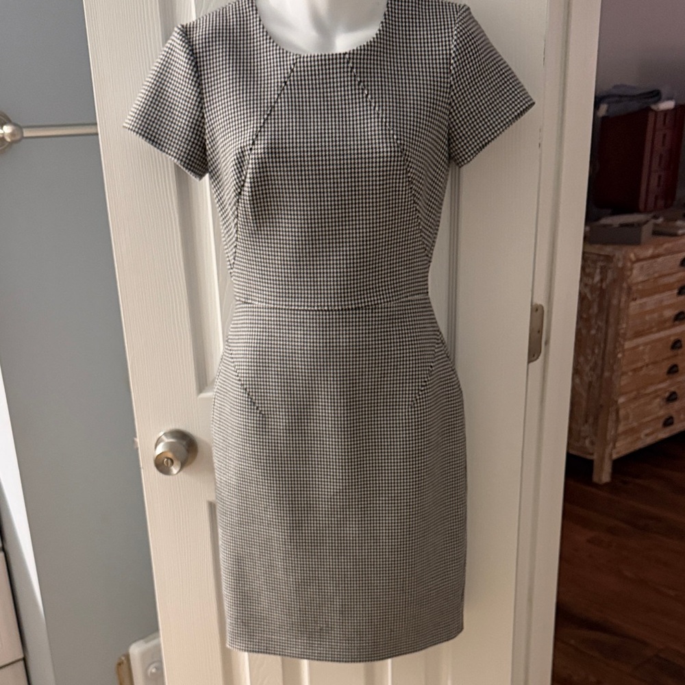 Banana Republic Houndstooth Fitted Work Dress
